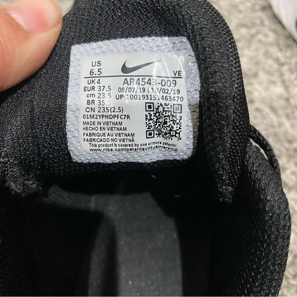 Nike Comfort Women’s Shoes - size 6.5 - Picture 4 of 5